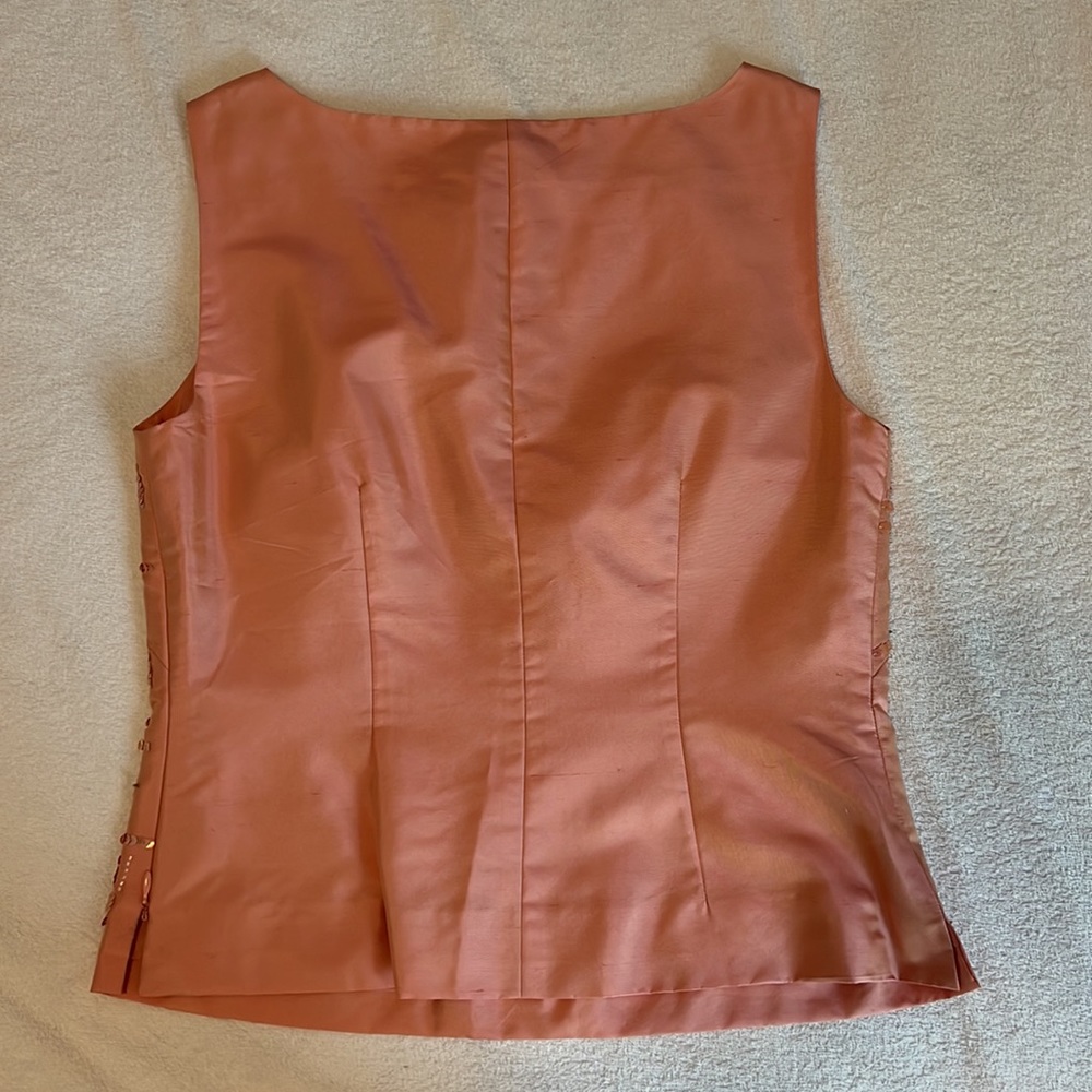 Casual Corner Silk pant suit with two sleeveless tops - Picture 3 of 16